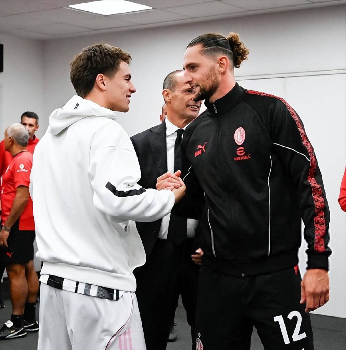 尤文图斯铁桶阵助力，AC米兰遭遇两连败的简单介绍